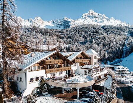 Außenansicht vom Hotel Obereggen