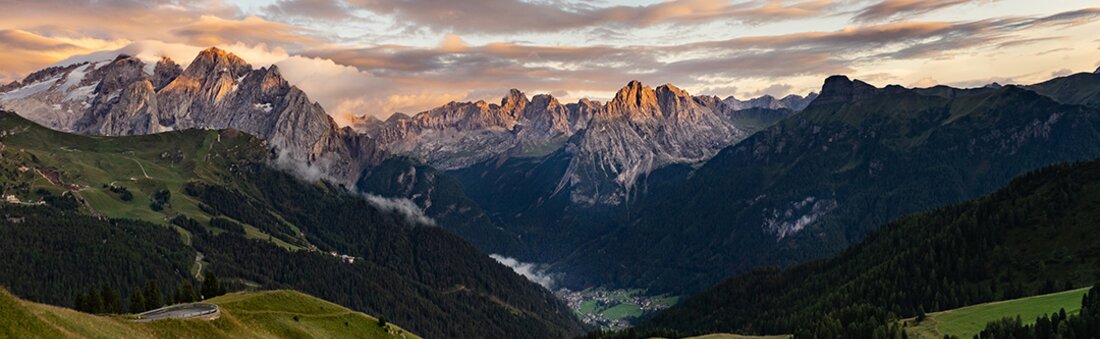 Bergpanorama bei Abendsonne