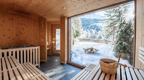 Ausblick aus der Adults only Sauna im Winter